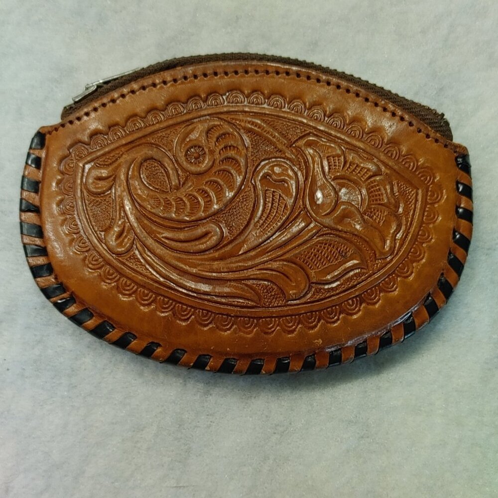 Vintage Mexican Leather Hand Tooled Coin Purse - Picture 2 of 8